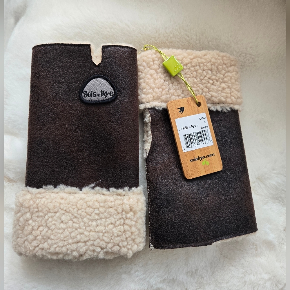 Soia & Kyo NWY Fingerless Gloves